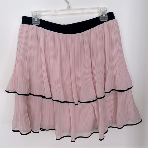 Worthington 2 Piece Short Sleeve Blouse M Light Pink & Lace Pleated Skirt Pink 8 - Picture 10 of 13